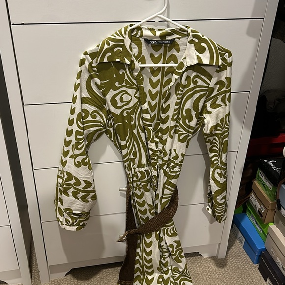 ZARA size medium green and white belted print button up dress - Picture 3 of 6